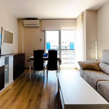Beautiful 1 Bedroom In Roses אמפוריבראבה
